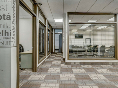 Large Private Office on Yonge Street in Richmond Hill, ON $1750