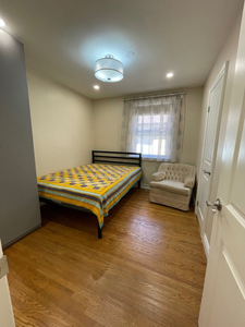 Mar 1–$1,000+uti//furnished room for 2 girls