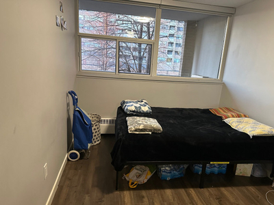Room for couple or friends