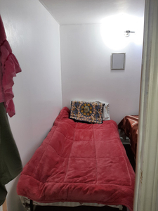 SHARED ROOM RENT MALTON MISSISSAUGA$400( FOR A GIRL)6476996265
