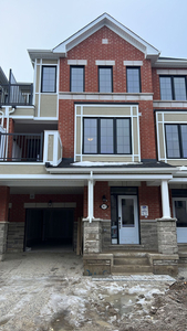 Townhome for Rent - Mississauga rd and Sandalwood