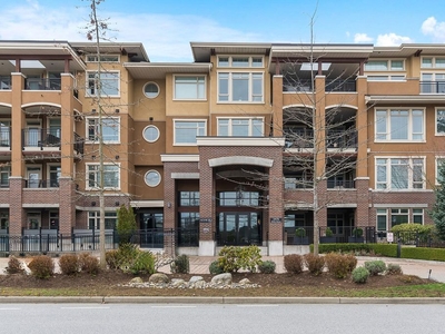 Luxury Flat for sale in South Surrey, Canada