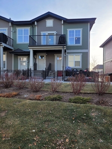 Calgary Townhouse For Rent | Cranston | Corner Unit 2 Bedroom Townhouse