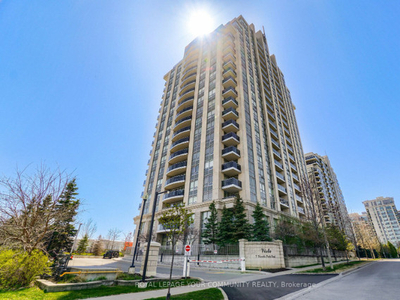 1 Bed+Den Condo Apt (735 Sq Ft) in the Heart of Thornhill