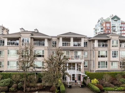 308 155 E 3RD STREET North Vancouver