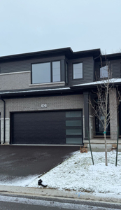 4-Bedroom Brand-New Townhouse for Rent in Niagara Falls