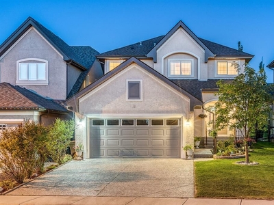 Calgary House For Rent | Cranston | High-end 2200sf 4bd + Den