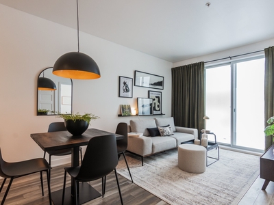 Condo/Apartment for sale, 7255 Rue de Lunan, Brossard, QC J4Y0N4, CA, in Brossard, Canada