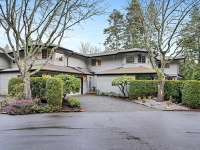House for sale, 22-4630 Lochside Drive, Greater Victoria, British Columbia, in Victoria, Canada