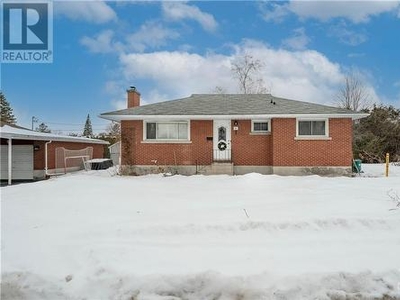 House For Sale In Crestview - Meadowlands, Ottawa, Ontario