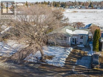 House For Sale In Eastview, Saskatoon, Saskatchewan