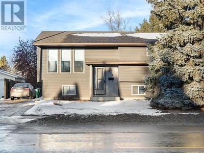House For Sale In Lakeridge, Saskatoon, Saskatchewan