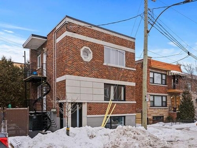 Investment For Sale In Rosemont, Montréal (Rosemont/La Petite-Patrie), Quebec