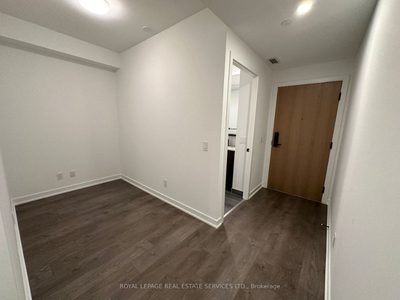 Newly built 1+1 with 2 Bath Down Town Toronto East
