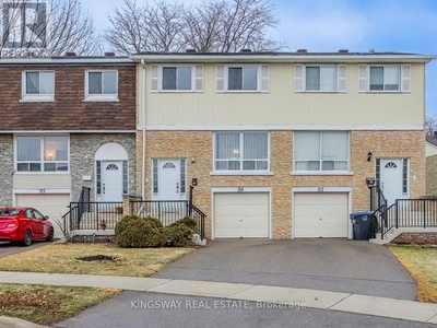 Townhouse For Sale In Erindale, Mississauga, Ontario