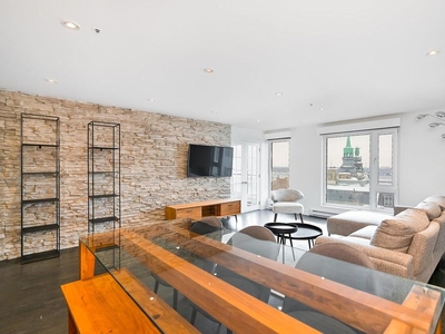 2 bedroom luxury Flat for rent in Montreal, Canada