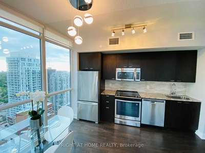 Condo/Apartment for sale, 3002 - 30 Roehampton Ave, in Toronto, Canada