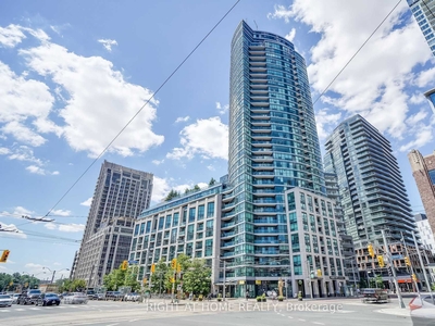 Condo/Apartment for sale, 427 - 600 Fleet St, in Toronto, Canada