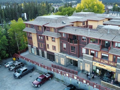 202, 743 Railway Avenue, Canmore, Residential