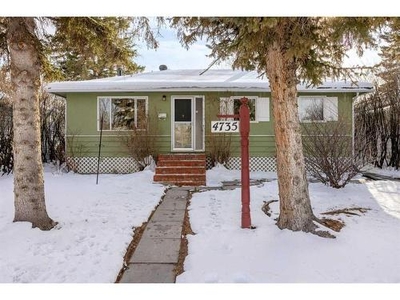 House For Sale In Bowness, Calgary, Alberta
