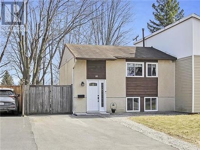 House For Sale In Glen Cairn - Kanata South Business Park, Ottawa, Ontario