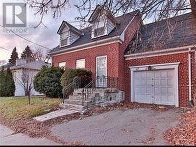 House For Sale In Ledbury Park, Toronto, Ontario