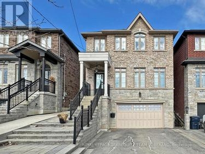 House For Sale In Rustic, Toronto, Ontario