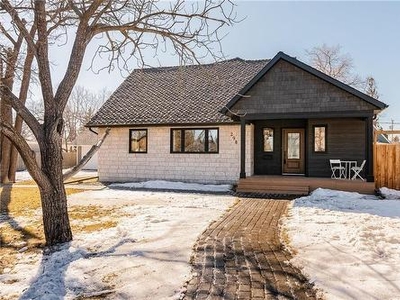 House For Sale In Varsity View, Winnipeg, Manitoba