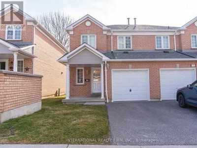 Townhouse For Sale In Pringle Creek, Whitby, Ontario