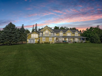 8 bedroom luxury House for sale in Grande-Digue, Canada