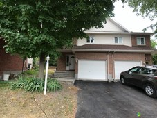 Semi-detached for sale Gatineau (Hull) 3 bedrooms 1 bathroom
