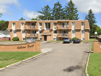 2 Bedroom Apartment Unit Niagara Falls ON For Rent At 1999