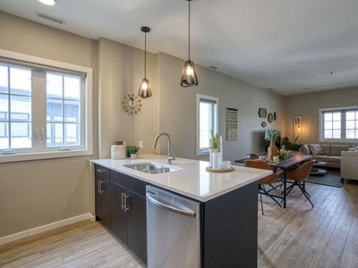 1 Bedroom Apartment Unit Winnipeg MB For Rent At 1470