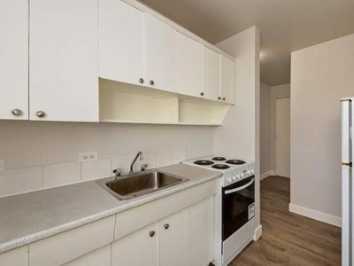 2 Bedroom Apartment Unit Edmonton AB For Rent At 1290