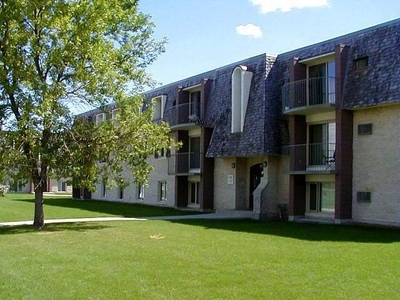 2 Bedroom Apartment Unit Winnipeg MB For Rent At 1338