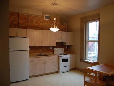 4 Bedroom Apartment Unit Ridgetown ON For Rent At 650