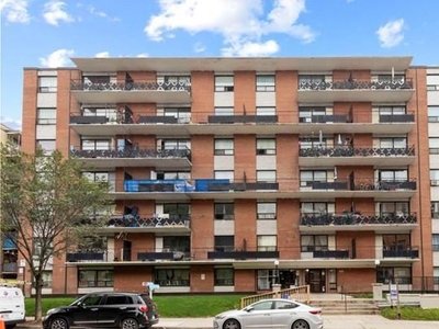 Apartment Unit Toronto ON For Rent At 2097
