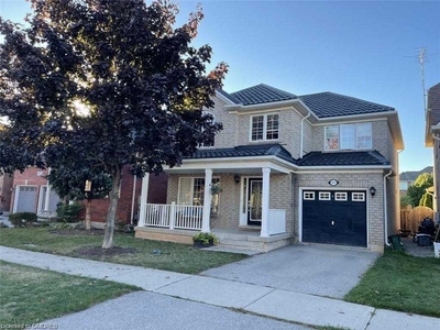 House for sale, 2417 Edgerose Lane, in Oakville, Canada