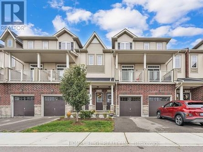 Townhouse For Sale In Westmount, Kitchener, Ontario