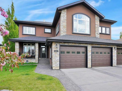 Exquisite 6 Bed Dream Home in Red Deer's Most Desirable Location