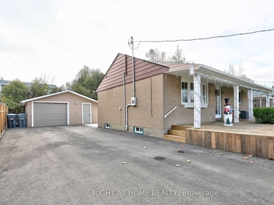 House for sale, 146 Ellwood Dr W, in Bolton, Canada