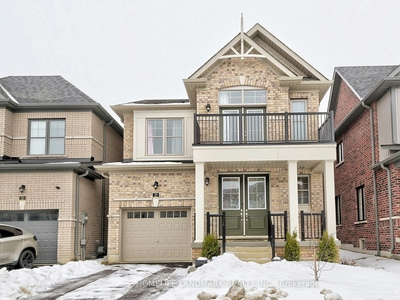 29 Del Grappa St Caledon, ON L7C 4L2