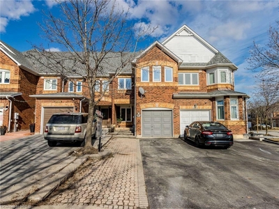6903 Glory Court Mississauga, ON L5N 7E1