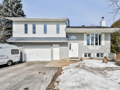 House for sale, 350 26e Avenue, Sainte-Marthe-sur-le-Lac, QC J0N1P0, CA , in Sainte-Marthe-sur-le-Lac, Canada
