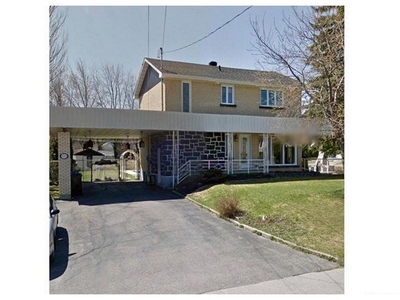 House for sale, 3653 Rue de Lachine, Jonquière, QC G7X3K4, CA , in Saguenay, Canada