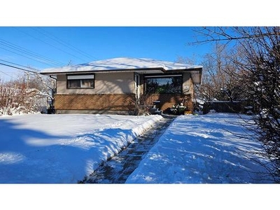 House For Sale In Highwood, Calgary, Alberta