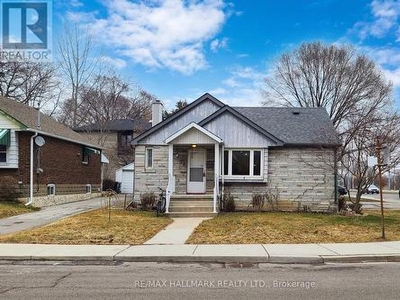 House For Sale In Swansea, Toronto, Ontario