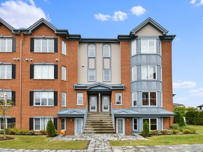 Condo/Apartment for sale, 6095 Boul. Chevrier, Brossard, QC J4Z0C6, CA , in Brossard, Canada