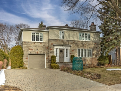 House for sale, 335 Av. Lazard, Mont-Royal, QC H3R1P2, CA, in Mount Royal, Canada