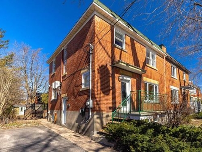 House For Sale In Ahuntsic, Montréal (Ahuntsic-Cartierville), Quebec